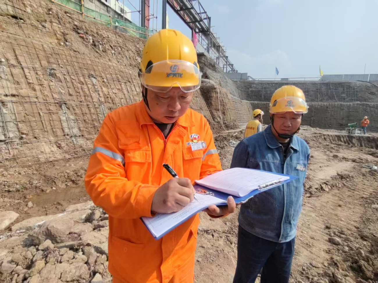 全力以赴搞建設(shè) 方圓之間顯擔(dān)當(dāng)(圖4)