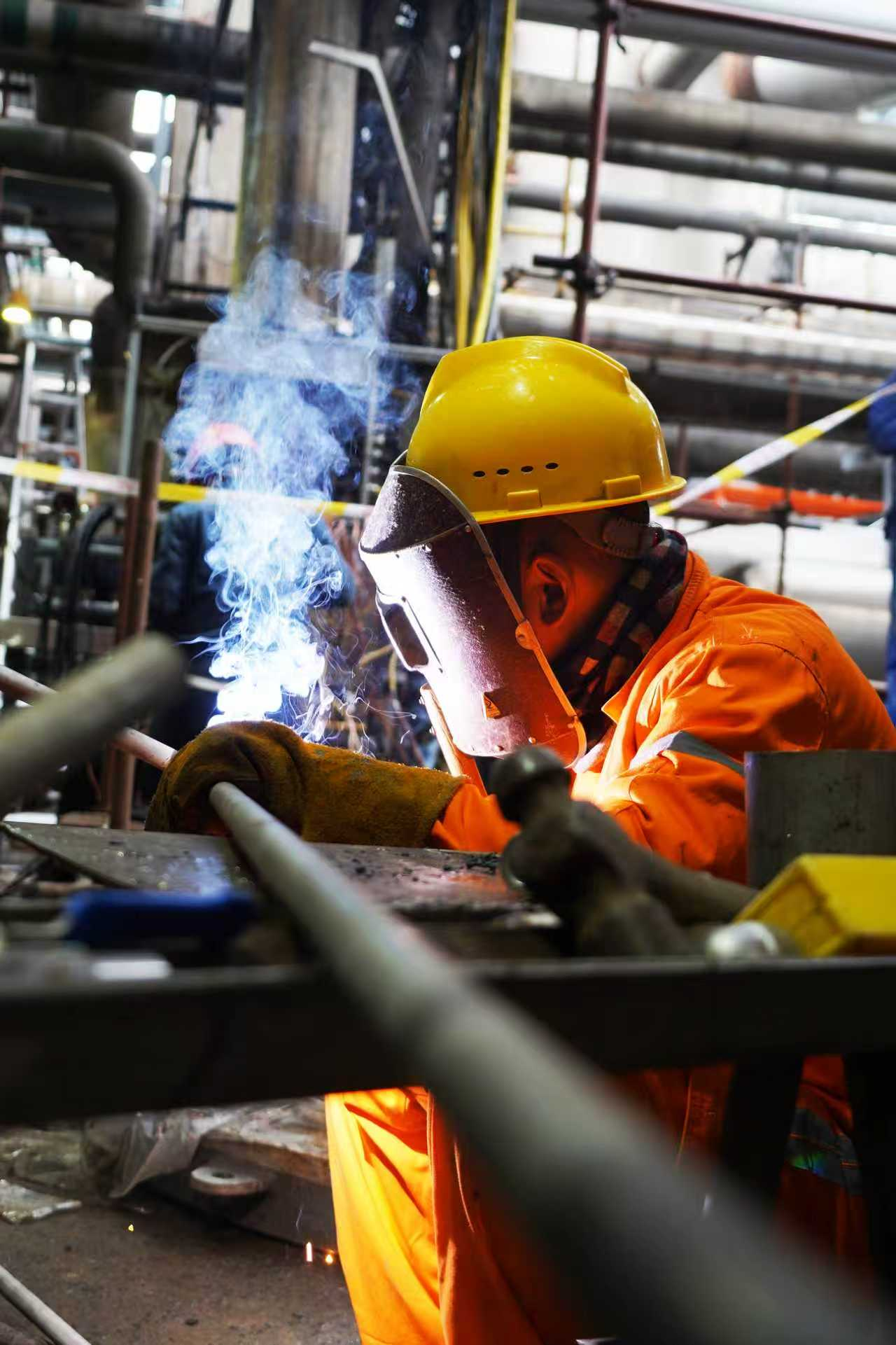 星光奮進(jìn)路 方圓紅旗耀 ——弘旭公司十二月攻堅紀(jì)實(圖5)