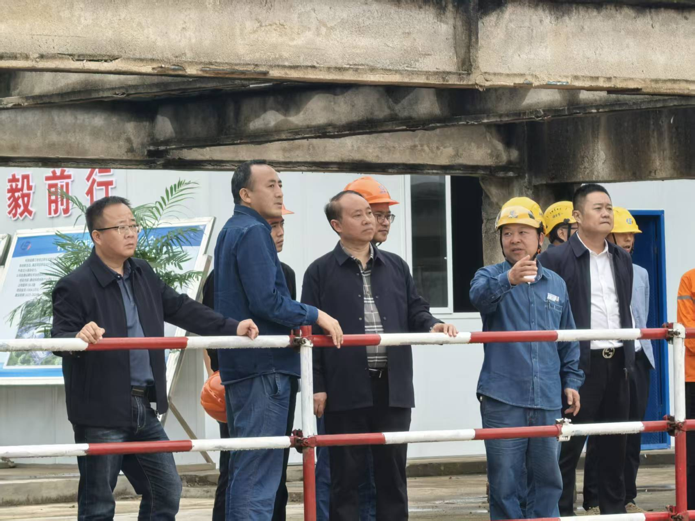 瀘天化弘旭公司全面打響四季度攻堅(jiān)戰(zhàn)(圖5)